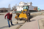 Пора субботников в самом разгаре.