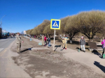 В Устье проходят субботники - центральные улицы приводят в порядок.
